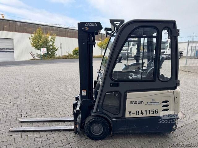 възможен мотокар Crown SCT6020-1.3 / Triplex 4,3m / Batterie 06/2020