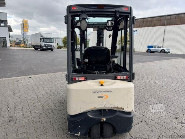 възможен мотокар Crown SCT6020-1.3 / Triplex 4,3m / Batterie 06/2020