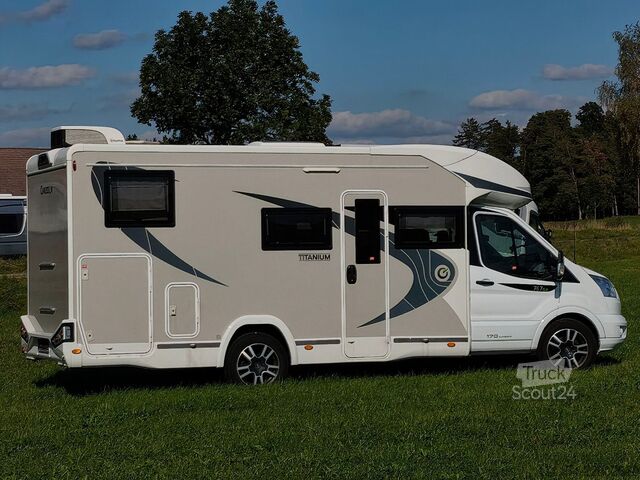 Poluintegrisani kamper CHAUSSON titanium 767 GA Automatik, Hubbett und Längsbett