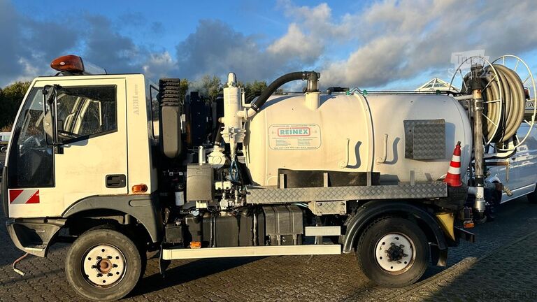 Suction trolley Aebi MT750