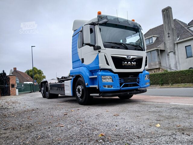 Hooklift truck MAN TGS 26.460 6X2