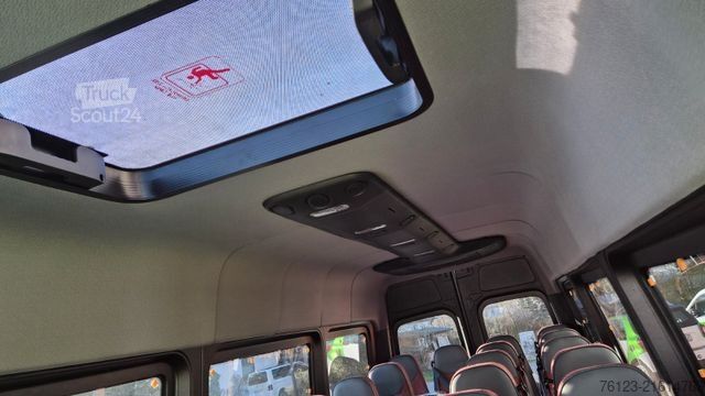 Minibus MERCEDES-BENZ Sprinter 415 ,19 Schlafsessel Sonderpreis