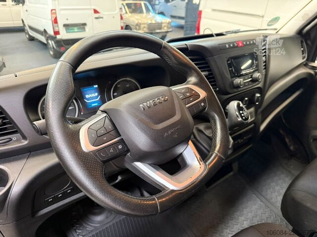 Camion bâché IVECO Daily 72-210 Getränkeaufbau AUTOM. AC R-CAM AHK