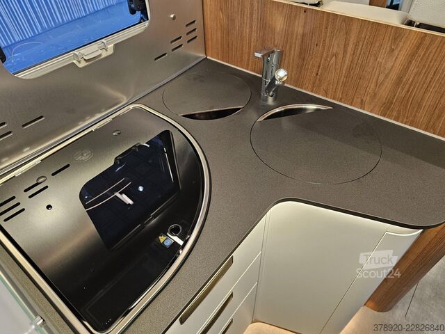 Poluintegrisani kamper LAIKA Ecovip Titanio L 3019
