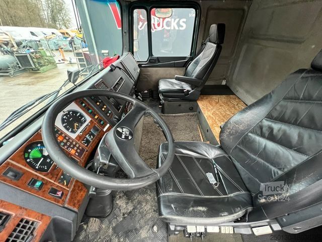 Автомобиль с заменяемым кузовом MAN 25.372 BDF Unterflur mit Ladebordwand