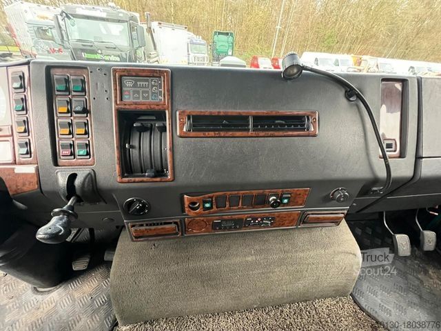 Автомобиль с заменяемым кузовом MAN 25.372 BDF Unterflur mit Ladebordwand