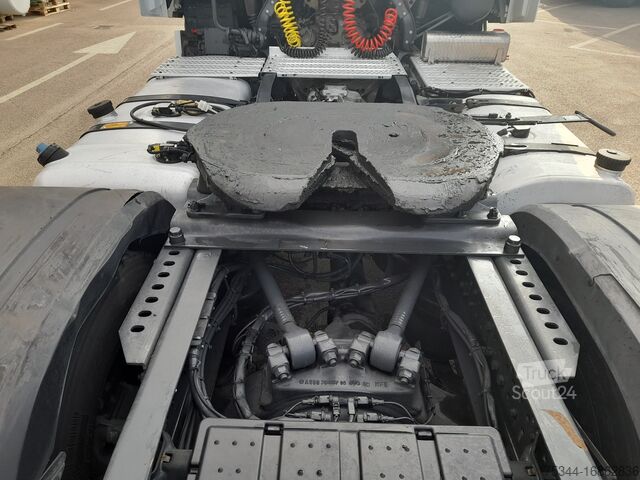 štandardný traktor Mercedes-Benz Actros 18.48