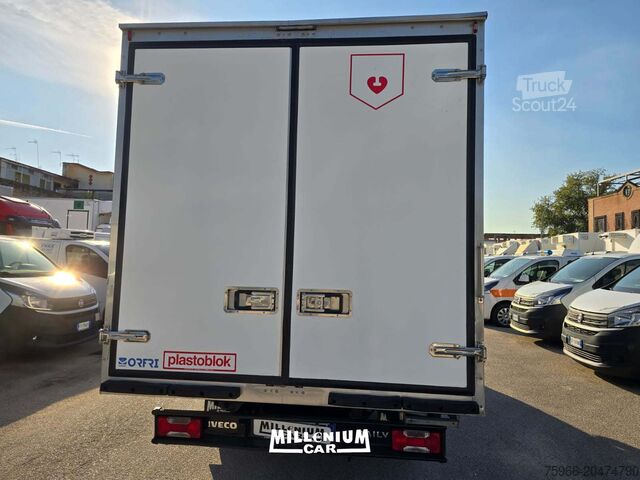Furgone isotermico frigorifero Iveco 35-15 CELLA 3,80 FRC 2028 EURO 6