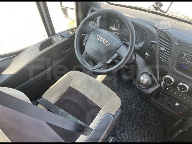 Dobozos furgon Iveco Daily