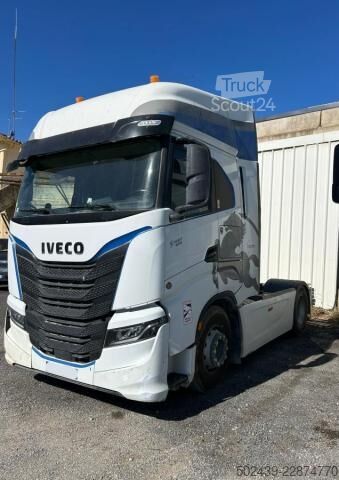 وحدة جرار قياسية Iveco S-WAY 510