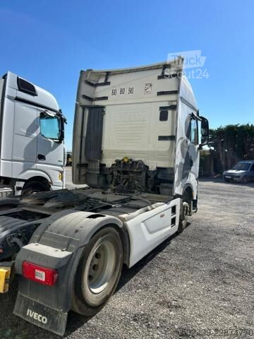 وحدة جرار قياسية Iveco S-WAY 510