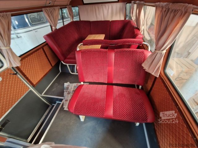 Minibüs MERCEDES-BENZ Vorgänger Sprinter O 319 Samba mit Faltdach AC