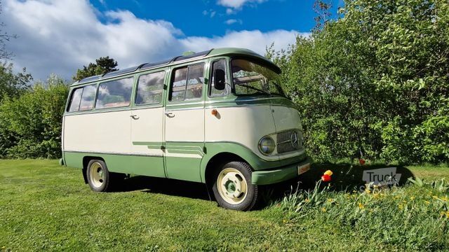 Minibüs MERCEDES-BENZ Vorgänger Sprinter O 319 Samba mit Faltdach AC