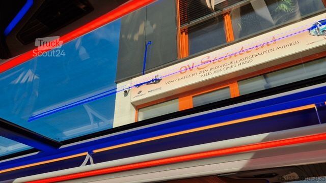 Minibus MERCEDES-BENZ 519 und 517 Glasdach XXL 20 Sitze Stock