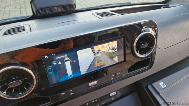 Minibus MERCEDES-BENZ 519 und 517 Glasdach XXL 20 Sitze Stock