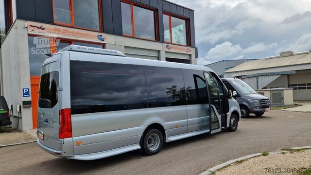 Minibus MERCEDES-BENZ 519 und 517 Glasdach XXL 20 Sitze Stock