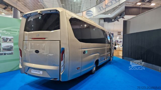 Minibus IVECO Daily 70 Vorlauffahrzeug Ferqui Sunrise 2,5 m B