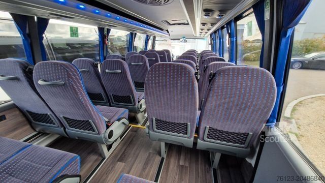 Minibus IVECO Daily 70 Vorlauffahrzeug Ferqui Sunrise 2,5 m B