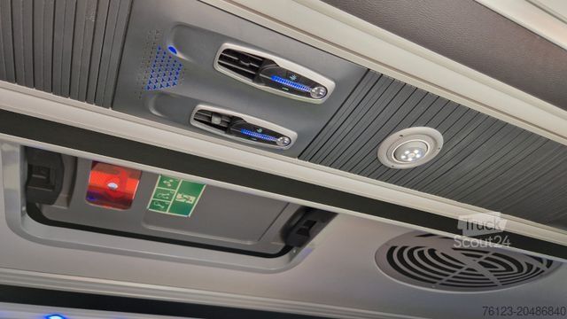 Minibus IVECO Daily 70 Vorlauffahrzeug Ferqui Sunrise 2,5 m B