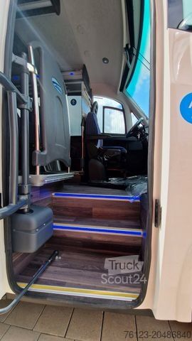 Minibus IVECO Daily 70 Vorlauffahrzeug Ferqui Sunrise 2,5 m B