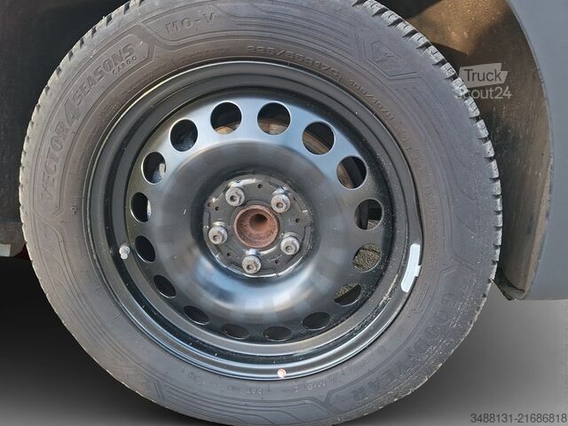 Panel van Mercedes-Benz VITO 116 NEUES MODELL KAMERA NAVI TEMPOMAT MBUX