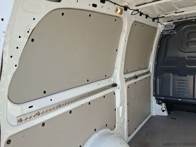 Kassevogn Mercedes-Benz VITO 116 NEUES MODELL AHK NAVI KAMERA TEMPOMAT