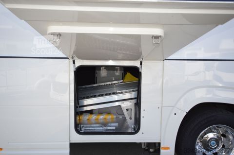 Autorulotă integrată Concorde Liner 1090 GI Sie sparen: 135.355 ¤