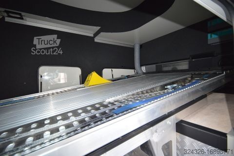 Autorulotă integrată Concorde Liner 1090 GI Sie sparen: 135.355 ¤