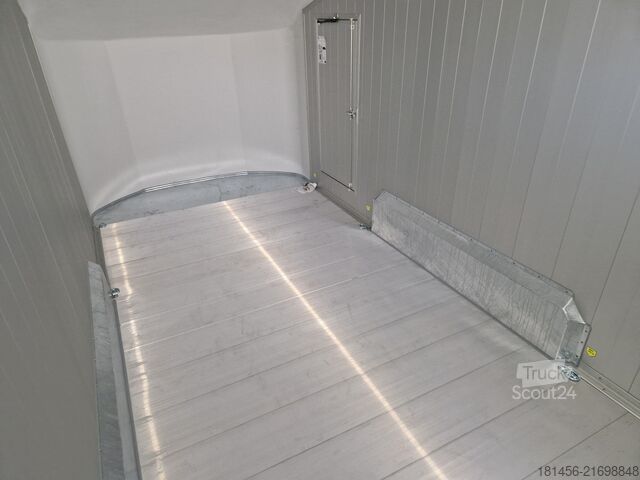 Kofferanhänger Cheval Liberté Debon C 800 440x206x206cm aerodynamischer Alukoffer Rampe Seitentür Pullman