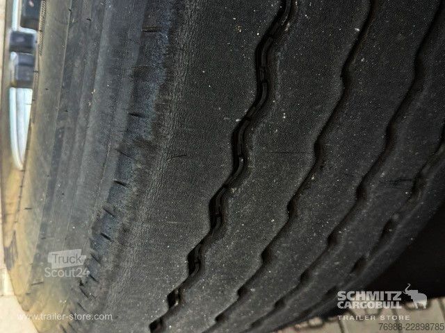 Otvorený náves s plachtou Schmitz Cargobull Curtainsider Standard Getränke