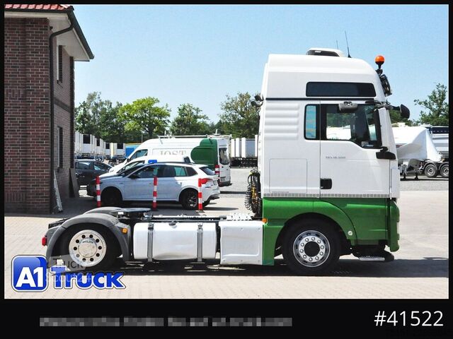 Tilavuusyksikköveturi MAN TGX 18.500 XXL,  Intarder Navi, Standklma, 48 Tonnen