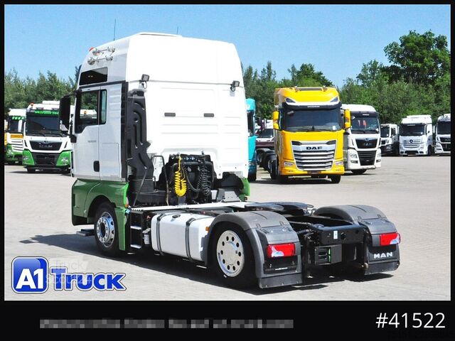 Tilavuusyksikköveturi MAN TGX 18.500 XXL,  Intarder Navi, Standklma, 48 Tonnen