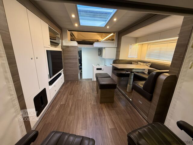 Ylellinen kuorma-autoasuntoauto Scania S500 STX