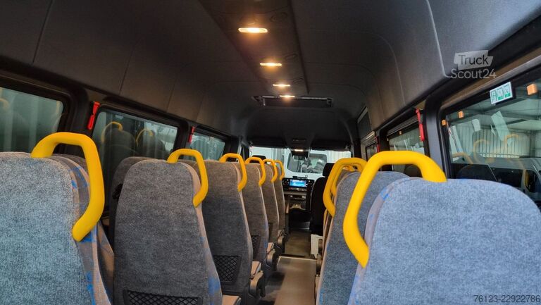 Miniautocarro MERCEDES-BENZ 8 x 517 Sprinter Lord Light  22 SS Aktionspreis