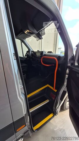 Miniautocarro MERCEDES-BENZ 8 x 517 Sprinter Lord Light  22 SS Aktionspreis