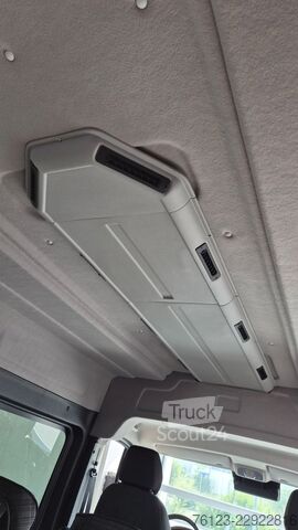 Kleinbus PEUGEOT Boxer 9 Sitzer Airline Boden Ducato Movano