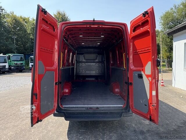 Fourgon tôlé Volkswagen Crafter 35 Maxi L5H3 Extralang  Kamera