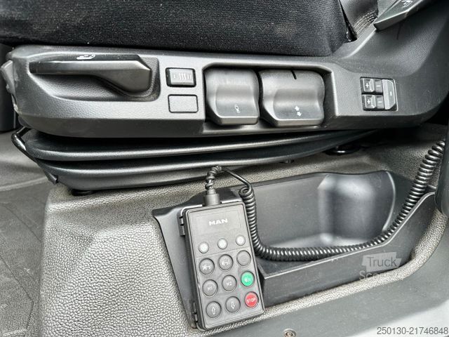 Jumbo nákladné auto MAN TG3 18.470 4x2 LL Mega Curtainsider Retarder/