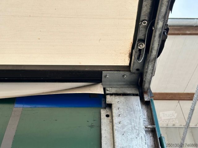 Avoin perävaunu pressulla H&W HWZPS24 TRIDEM Curtainsider AH MEGA 70m³