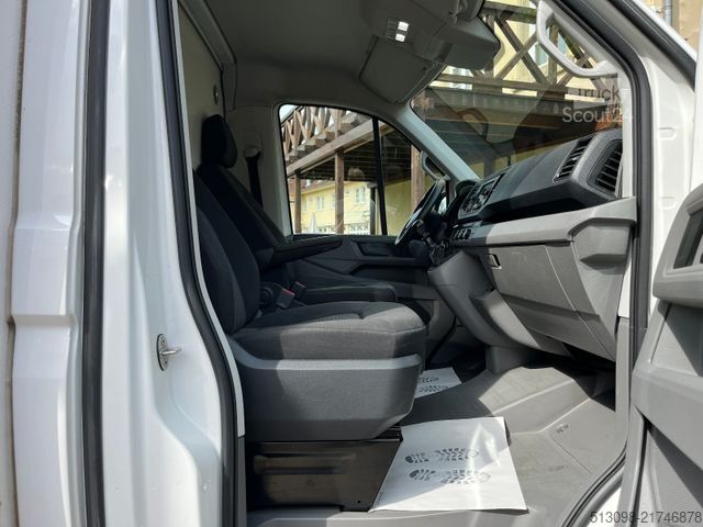 Transporter mit Koffer VOLKSWAGEN CRAFTER 2.0TDI XXXL KOFFER RAMPE KAMERA 177 PS