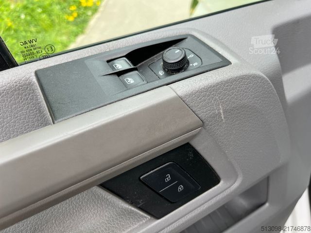 Transporter mit Koffer VOLKSWAGEN CRAFTER 2.0TDI XXXL KOFFER RAMPE KAMERA 177 PS