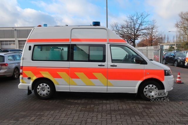 Vatrogasno vozilo VOLKSWAGEN T5 Transporter Hochdach lang/KTW/Klima/FN: A29