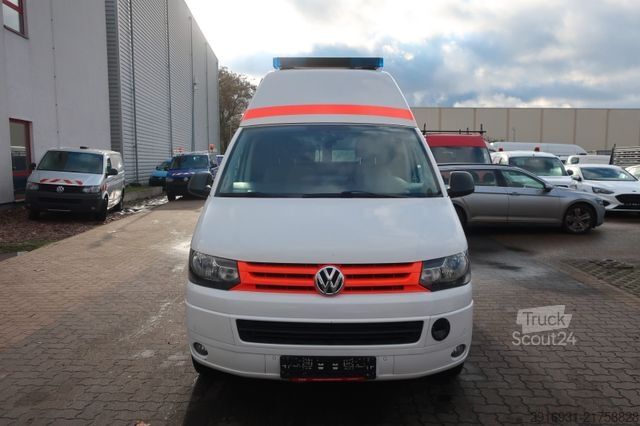 Vatrogasno vozilo VOLKSWAGEN T5 Transporter Hochdach lang/KTW/Klima/FN: A29