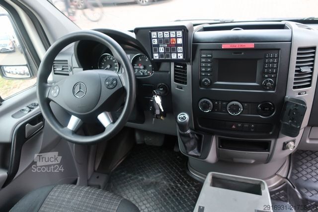 Autospecială de pompieri MERCEDES-BENZ Sprinter II 519 CDI / RTW / Klima / Automatik