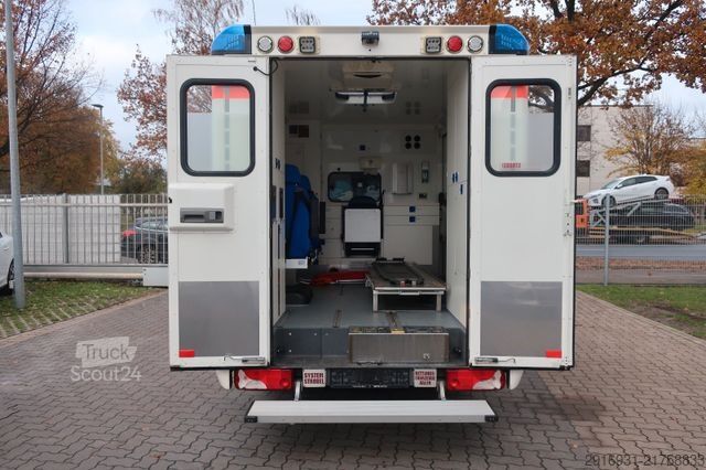 Autospecială de pompieri MERCEDES-BENZ Sprinter II 519 CDI / RTW / Klima / Automatik