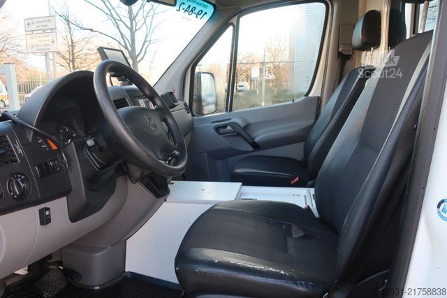 Autospecială de pompieri MERCEDES-BENZ Sprinter II 316 CDI/RTW/Klima/Kamera/FN: 37-01