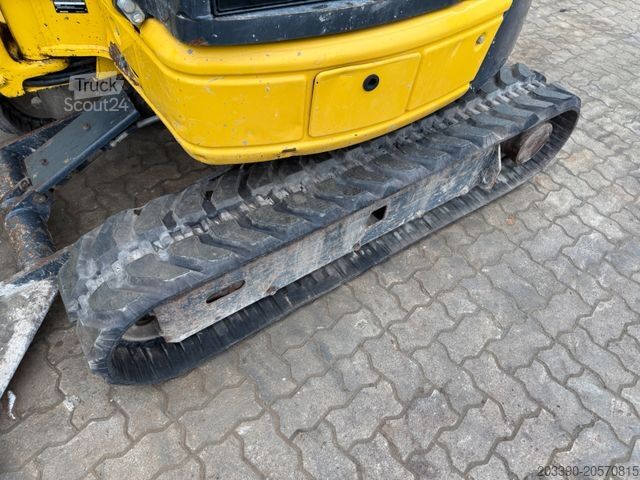 Mini ekskavatör KOMATSU PC26MR-3 / 2020 BJ / 2.408 H / 2 x Löffel