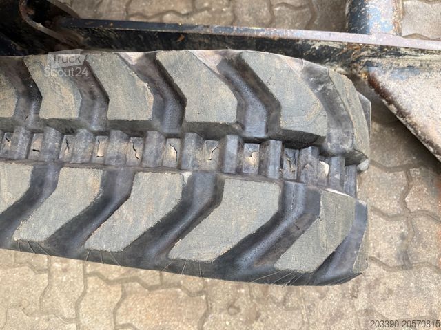 Mini ekskavatorius KOMATSU PC26MR-3 / 2020 BJ / 2 x Löffel