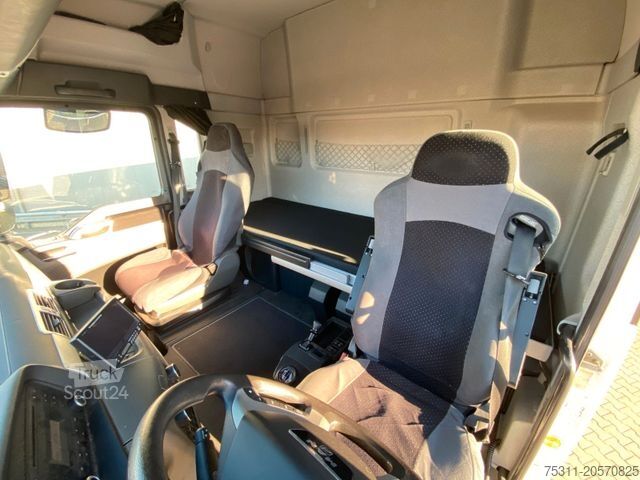 Camión caja MAN TGX 26.400 6x2-2 LL | XLX*NUR 125TKM*LBW 1,50to.