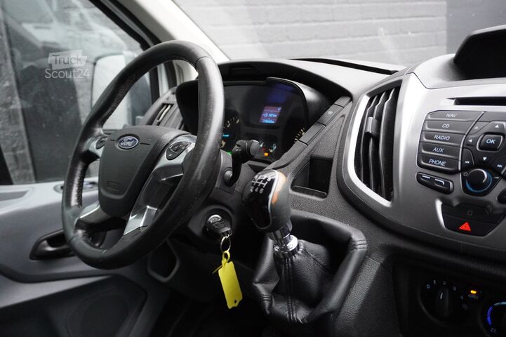 Furgão de caixa Ford Transit 2.2 TDCI L2H2 - Airco - Cruise - Trekha...